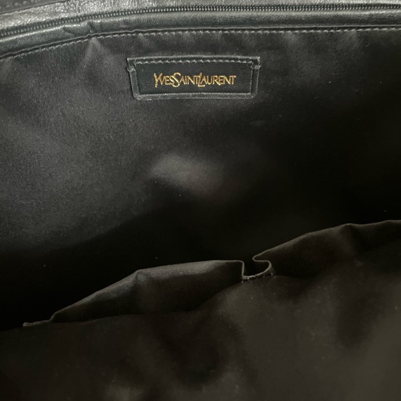 Saint Laurent leather tote - Picture 9 of 11